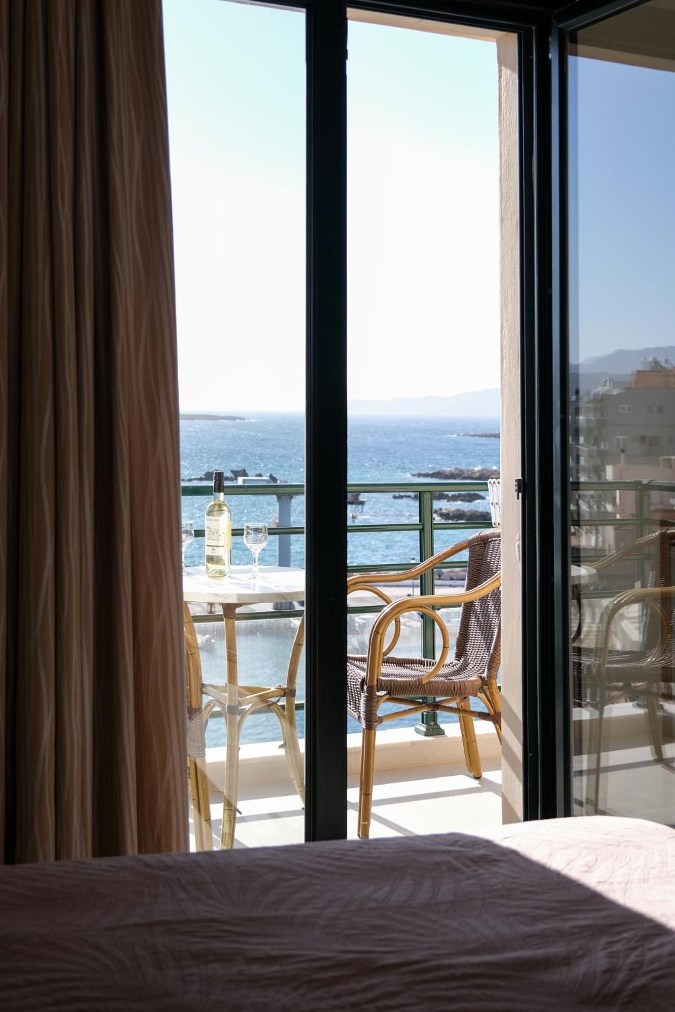 Arocaria Apartments Chania  Exteriör bild